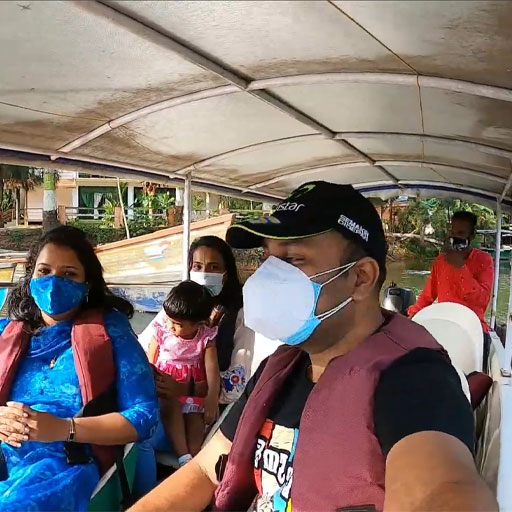 Best Boat Service in Poovar - Couple Boating Cruise Image 1